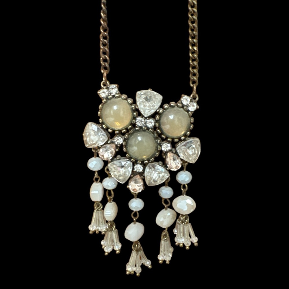Elegant Gold and White Statement Necklace